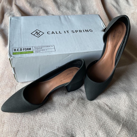 Simone Block Heels - Picture 2 of 4